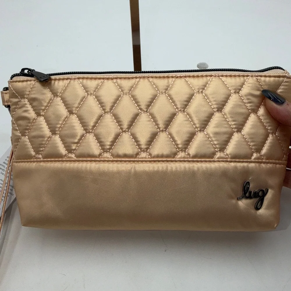 Lug Shiplap Quilted Wristlet Pouch Metallic Rose Gold Water Repellent NWT